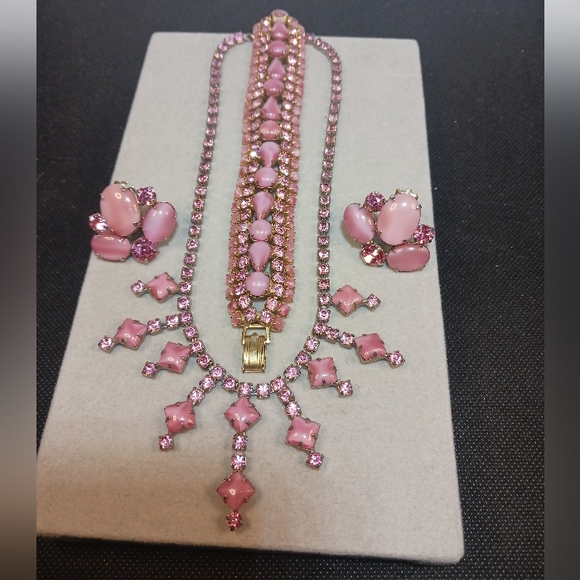 Vintage Set Unsigned Pink Givre Milk Glass Necklace Earrings Bracelet - Picture 9 of 14